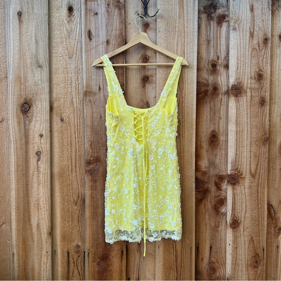 Yellow Sequin Flowers Beaded Bodycon Mini Dress 🌿 - Picture 8 of 11